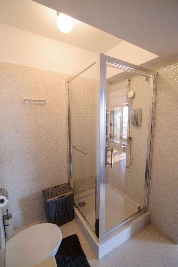 Sea Gem - 200m To Beach, Xl Terrace, And Beautiful Views * Mamaia